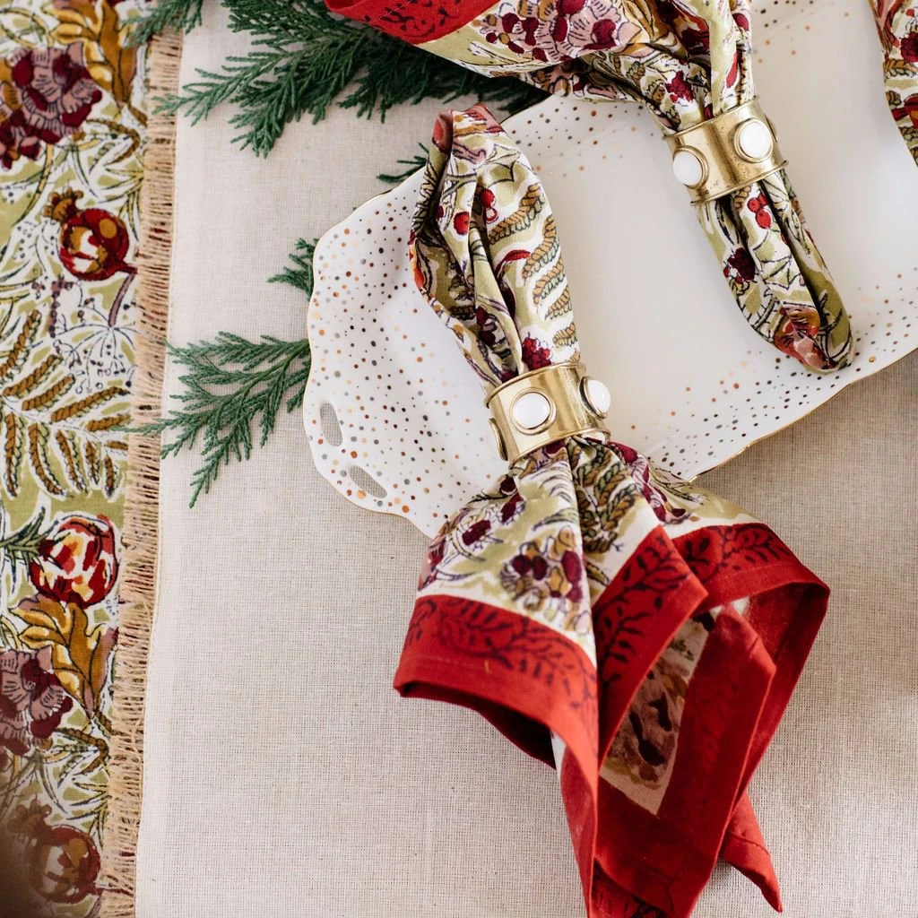 Winter Garden Wreath Napkins Red & Green, Set Of 6 2 Winter Garden Wreath Napkins Red & Green, Set Of 6 - Image 2