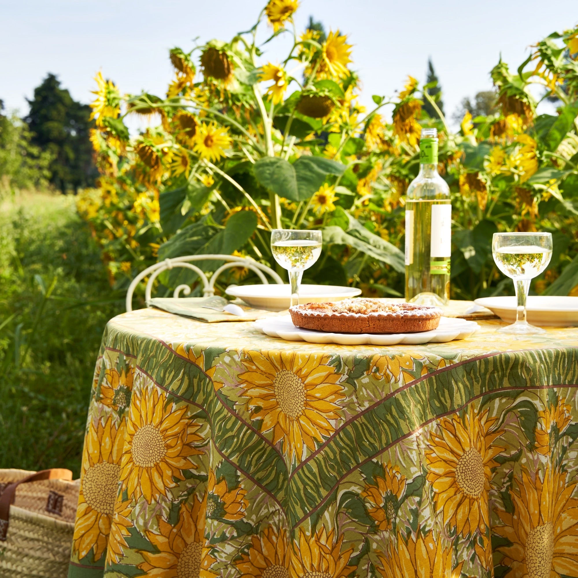 French Tablecloth Sunflower Yellow & Green 3 French Tablecloth Sunflower Yellow & Green - Image 3