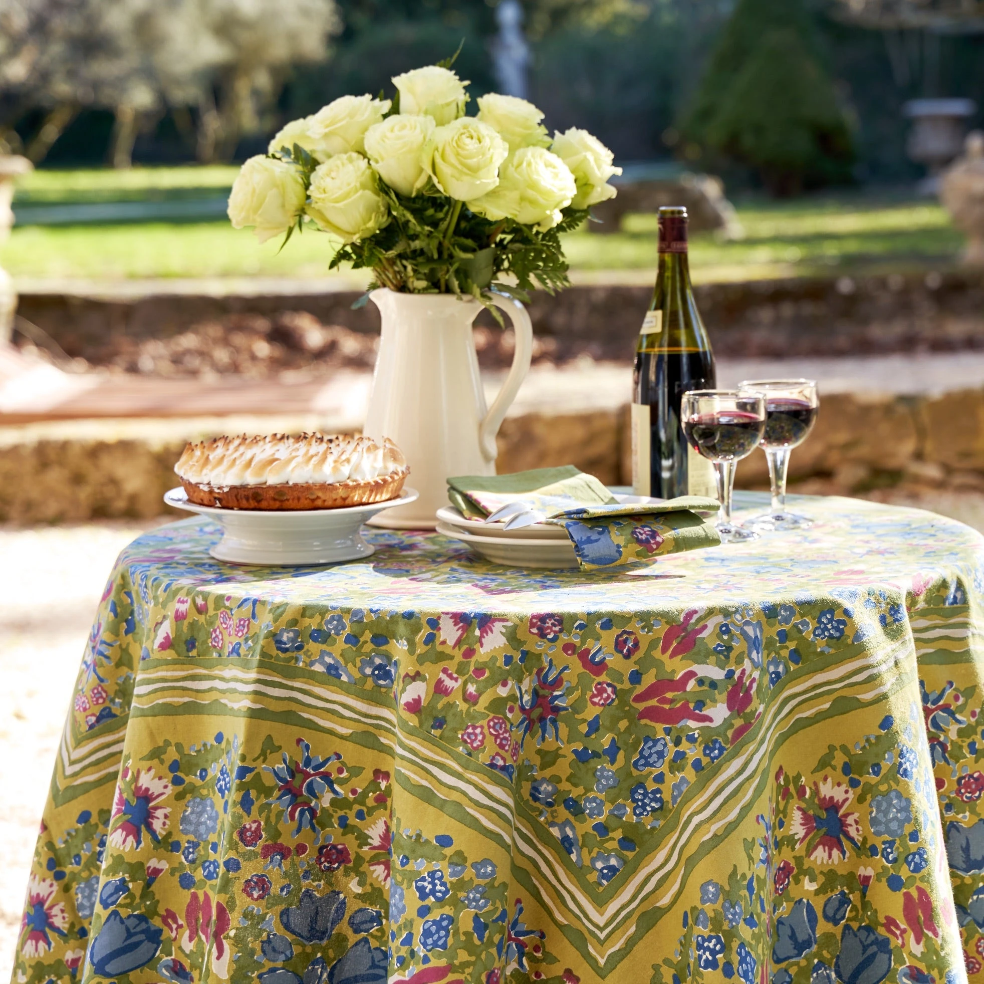 French Tablecloth Jardin Blue & Vert 3 French Tablecloth Jardin Blue & Vert - Image 3
