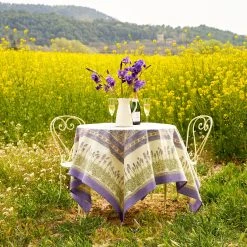 French Tablecloth Lavender -table supplies shop DSC09611 0.5x square