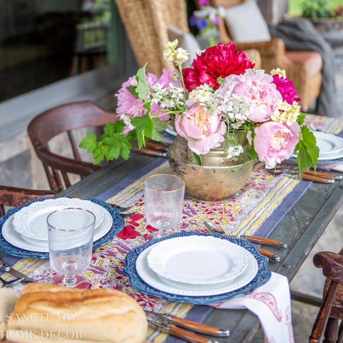 Jardin Runner Red & Grey 4 Jardin Runner Red & Grey - Image 4